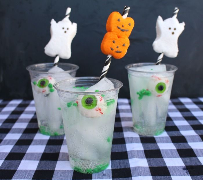 Easy Halloween Drinks
 Creepy mocktails and other non alcoholic Halloween drinks