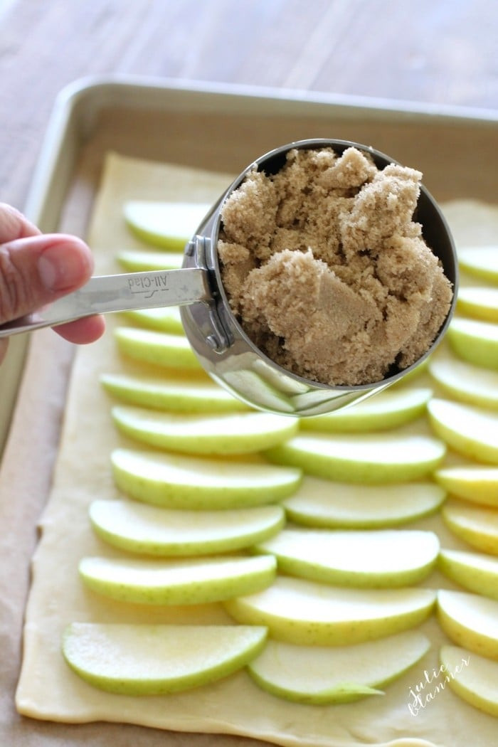 Fall Apple Desserts
 5 Minute Skinny Apple Tart Recipe