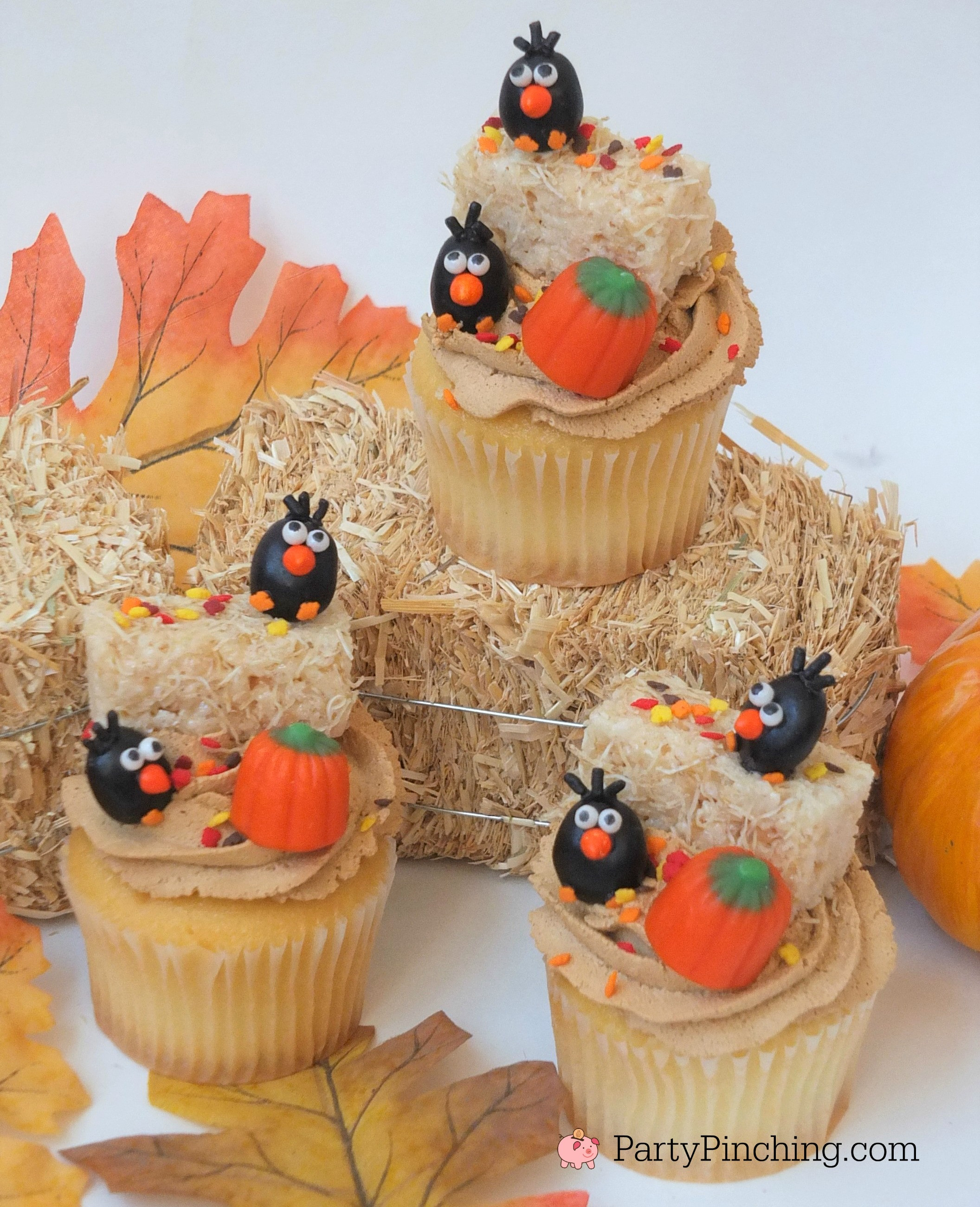 Fall Cupcakes Ideas
 Crow Cupcakes for Harvest Halloween Fall Autumn