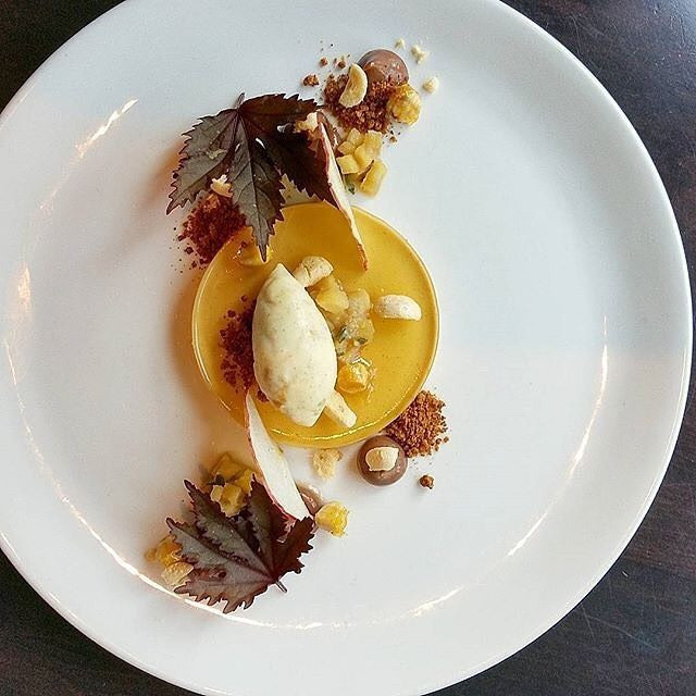 Fall Desserts 2019
 Valrhona Cercle V member Pastry Chef Robert from Bistro du