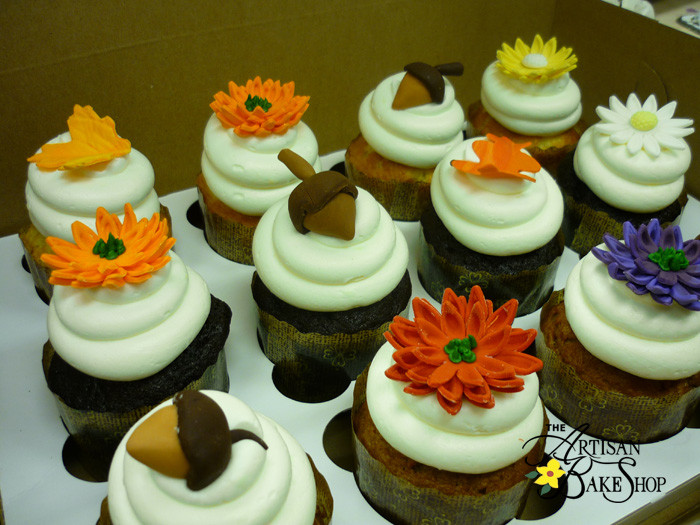 Fall Themed Cupcakes
 Specialty Cupcakes Customized Cupcakes For Weddings