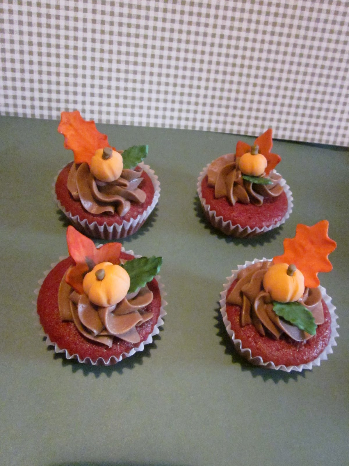 Fall Themed Cupcakes
 Second Generation Cake Design Fall Themed Cupcakes