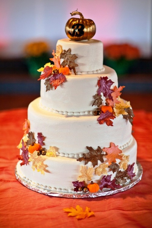 Fall Wedding Cakes With Leaves
 24 Great Ideas for Fall Wedding Cake Decoration Style