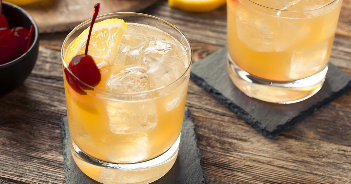 Fall Whiskey Drinks
 5 Must Try Whiskey Cocktails for Fall