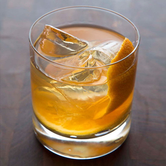 Fall Whiskey Drinks
 7 Maple Syrup Cocktails for Fall Drinking