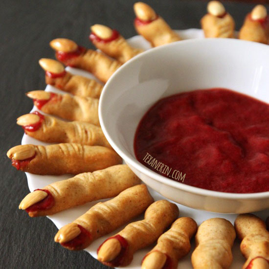 Finger Cookies Halloween
 Witch Finger Cookies without food coloring Texanerin