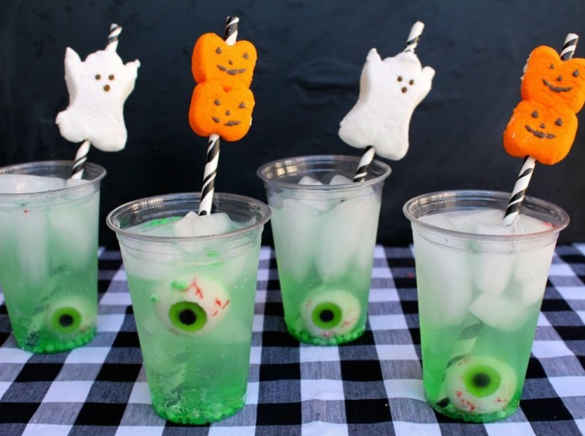 Fun Halloween Drinks
 10 Spooky Halloween Drink Recipes to Scare Your Friends