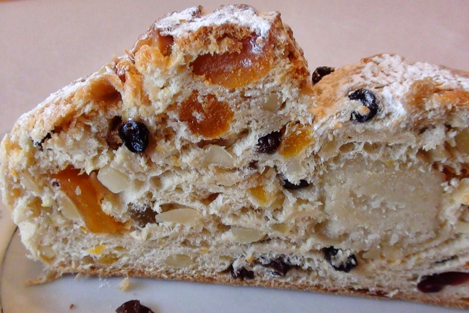 German Christmas Bread
 zsuzsa is in the kitchen STOLLEN