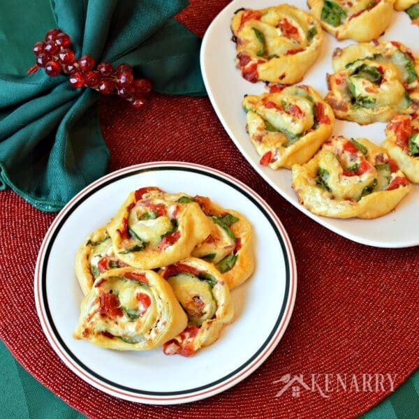 Great Appetizers For Christmas Party
 Bacon Spinach Blossoms Festive Holiday Appetizer