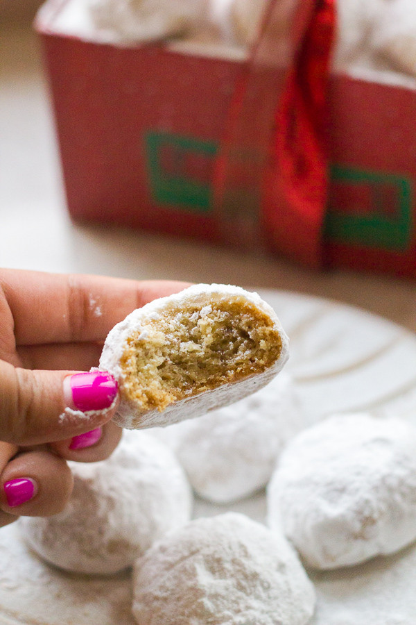 Greek Christmas Cookies
 Kourabiedes Greek Snowball Cookies