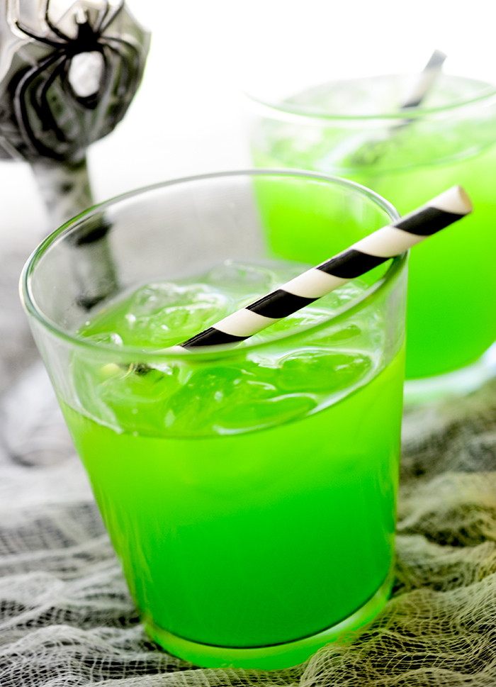 Green Halloween Drinks
 21 Scariest Halloween Treats you should try this Year