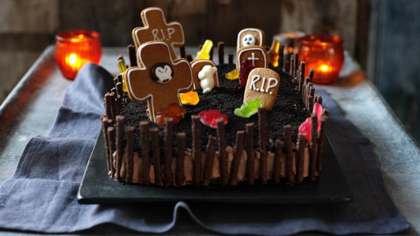 Halloween Cake Recipe
 Halloween cake recipe BBC Food