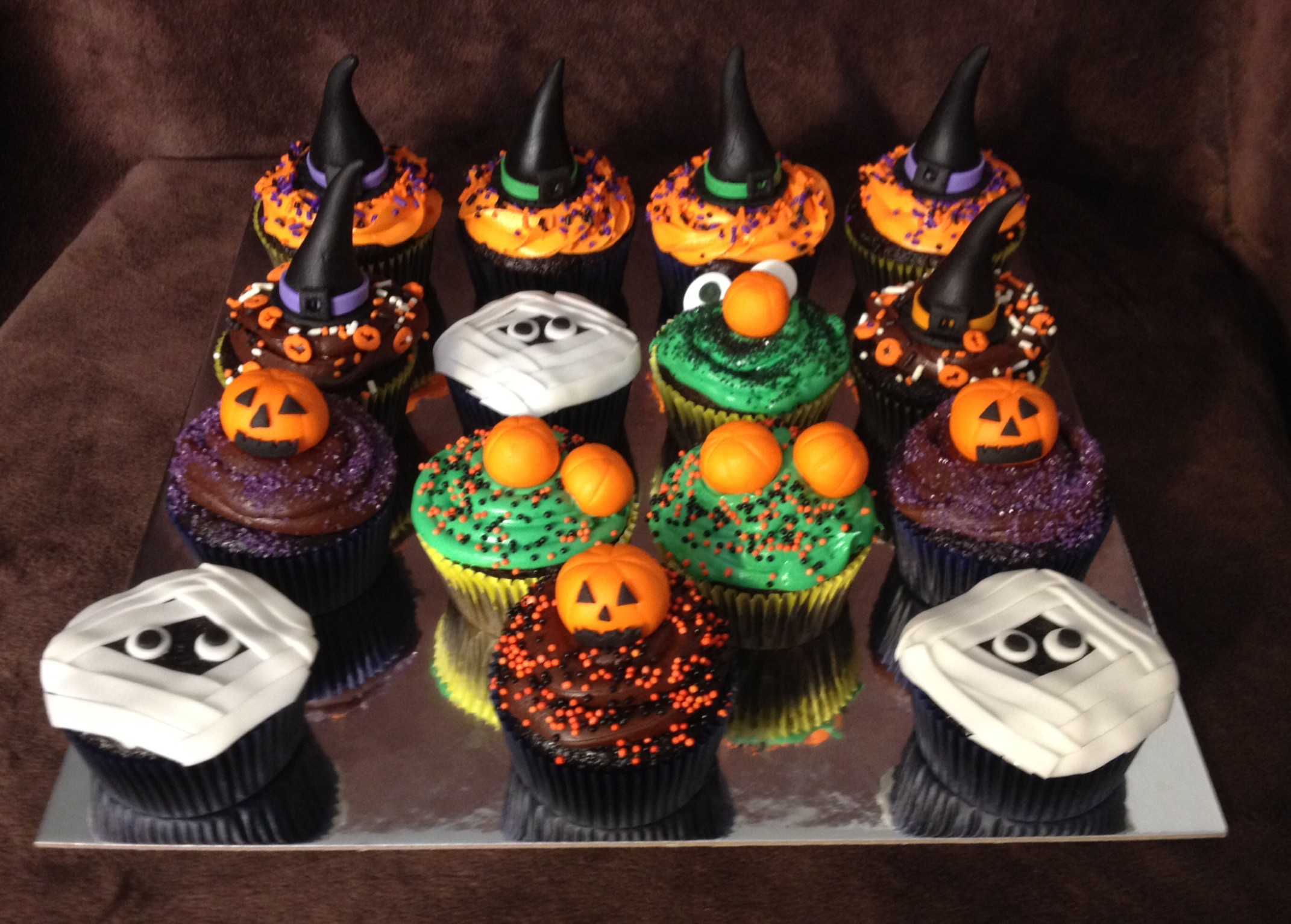 Halloween Cakes And Cupcakes
 301 Moved Permanently