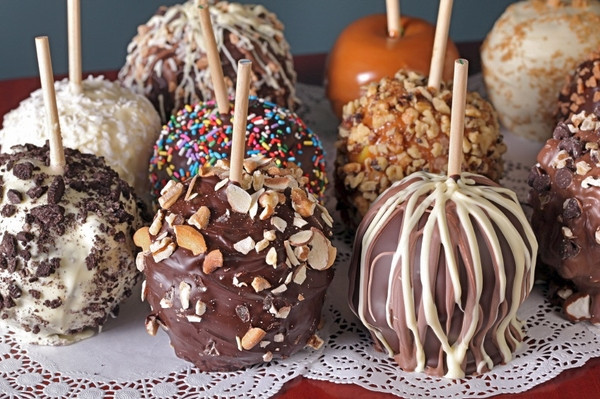 Halloween Caramel Apples Ideas
 Vegan Halloween candy ideas and recipes for healthy treats