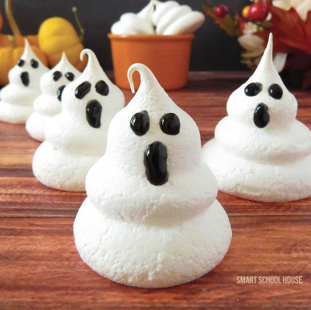 Halloween Cookies Ideas
 Halloween treat ideas to impress