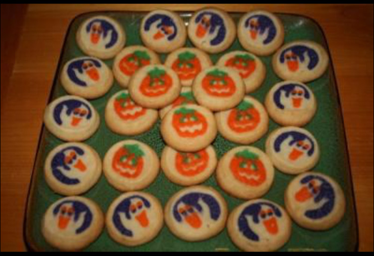 Halloween Cookies Pillsbury
 HALLOWEEN COOKIES WITH PUMPKINS OR GHOSTS ON THEM on The Hunt