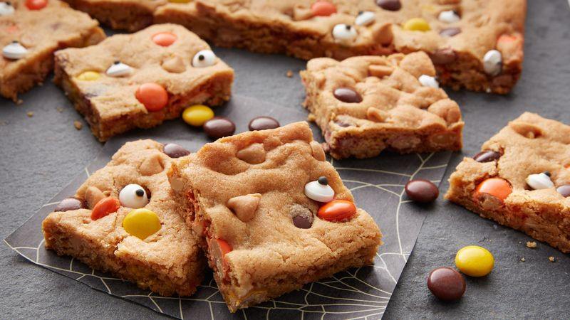 Halloween Cookies Recipe
 Reese’s™ Pieces™ Halloween Cookie Bars Recipe
