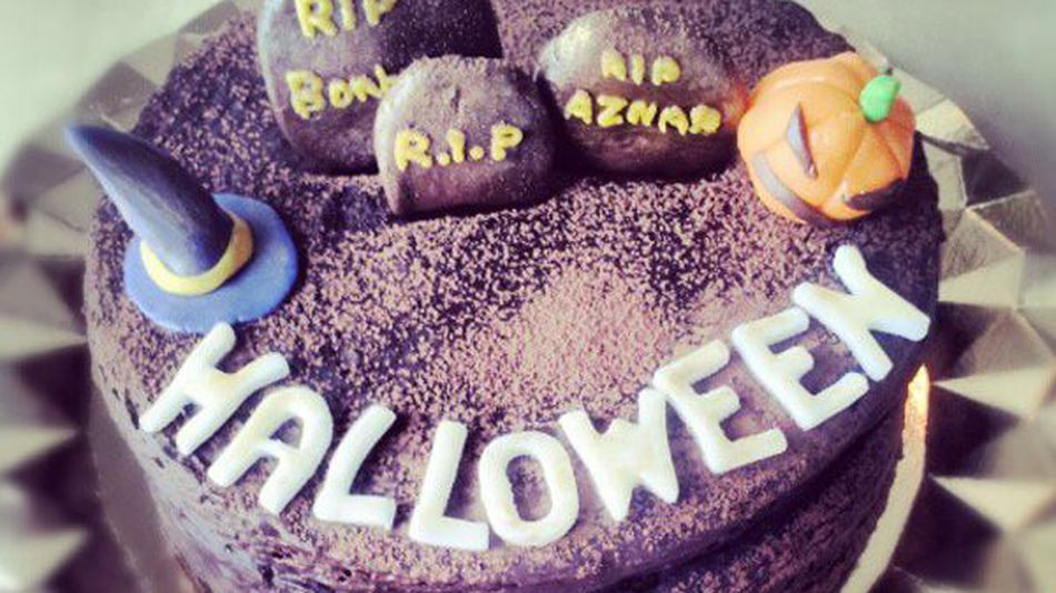 Halloween Desserts Pinterest
 Treat Yourself to 21 Halloween Desserts From Pinterest