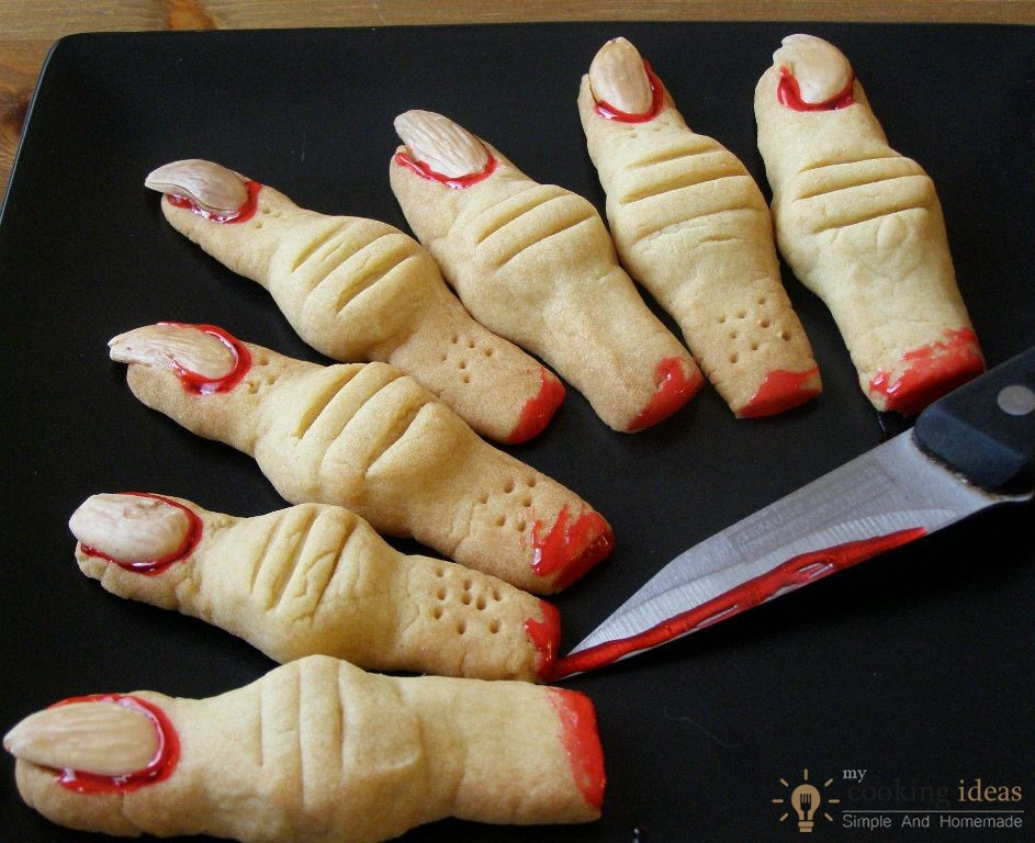 Halloween Finger Cookies
 Creepy Monster s Finger Cookies