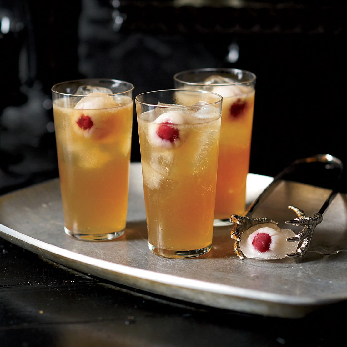 Halloween Food And Drinks
 These Creepy Halloween Drinks Will Have You Saying ‘Booyah