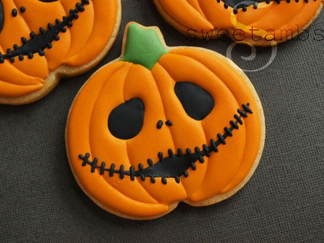 Halloween Pumpkin Cookies
 1000 images about Halloween Cookies on Pinterest