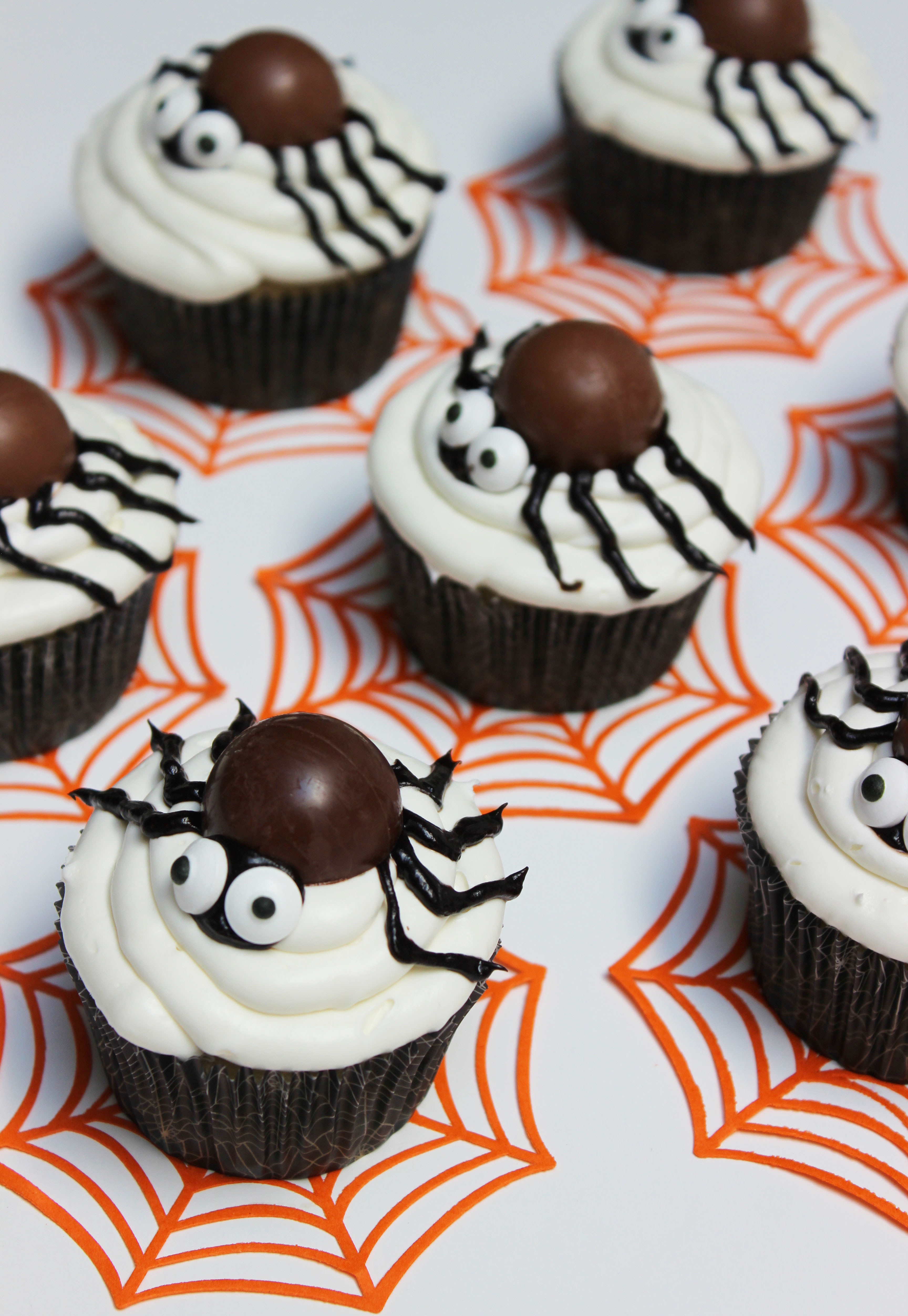 Halloween Spider Cupcakes
 spider halloween party