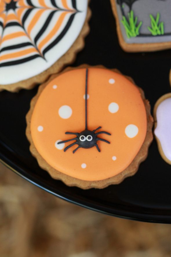 Halloween Themed Cookies
 Halloween Porch Decor & Pier 1 Gift Card Giveaway