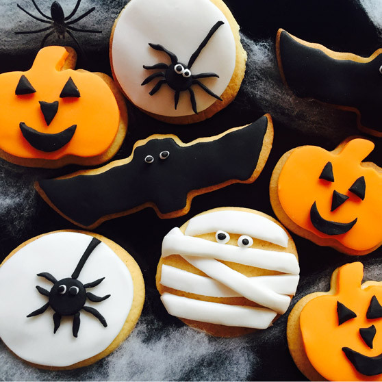 Halloween Themed Cookies
 Spooky Themed Halloween Cookies Recipes