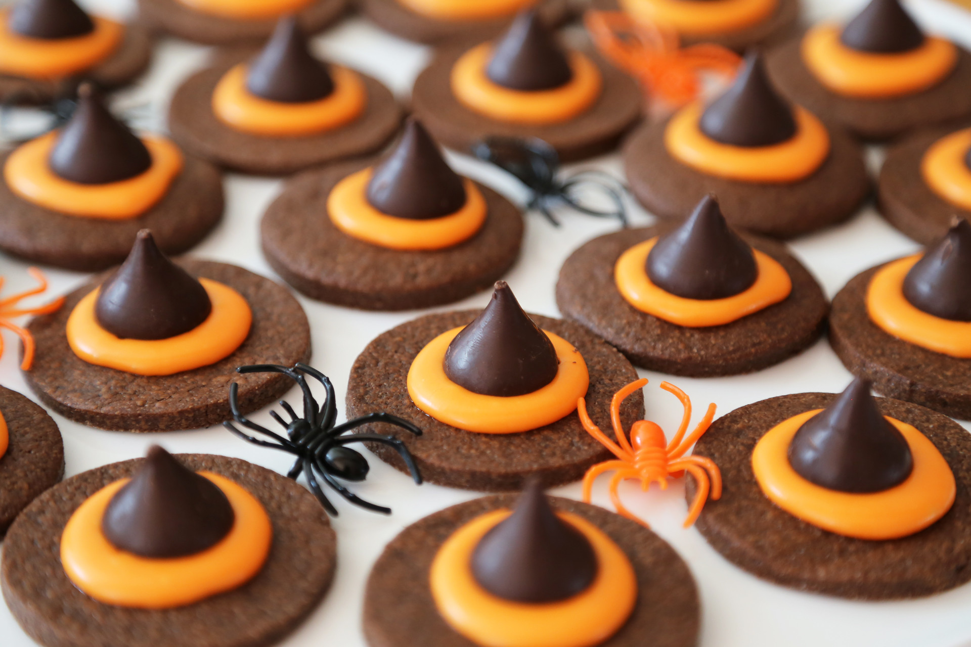 Halloween Witch Hat Cookies
 Halloween Chocolate Wicked Witch Hat Cookies