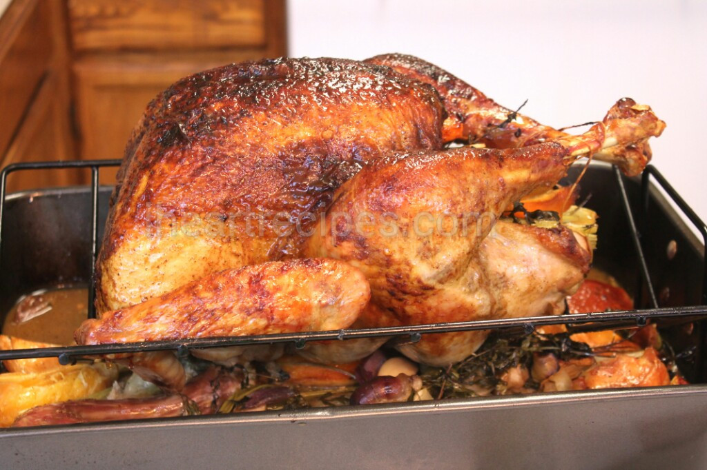 Juicy Thanksgiving Turkey
 Thanksgiving Turkey Recipe No Brine No Injections