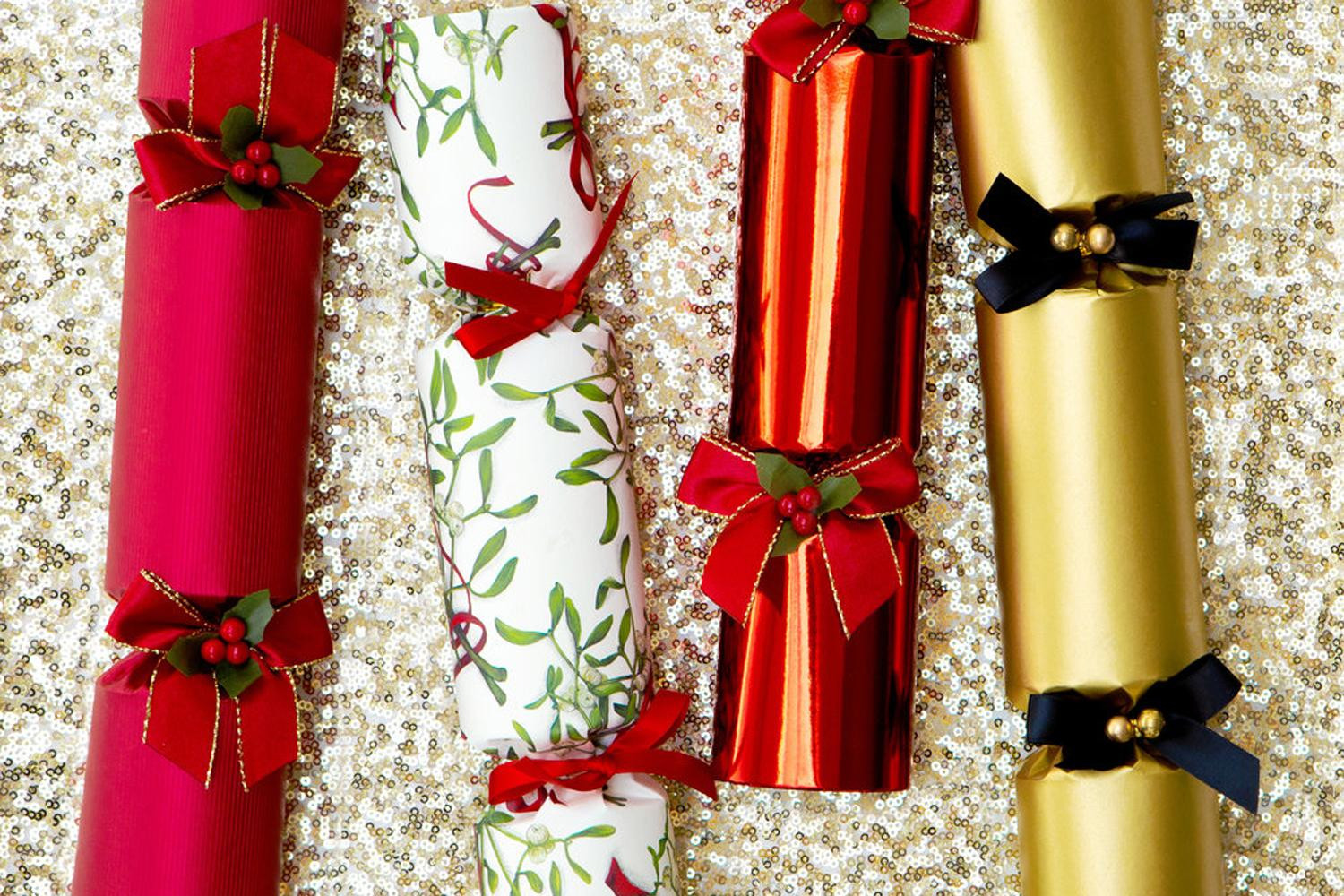 Luxary Christmas Crackers
 Best Luxury Christmas Crackers 2018