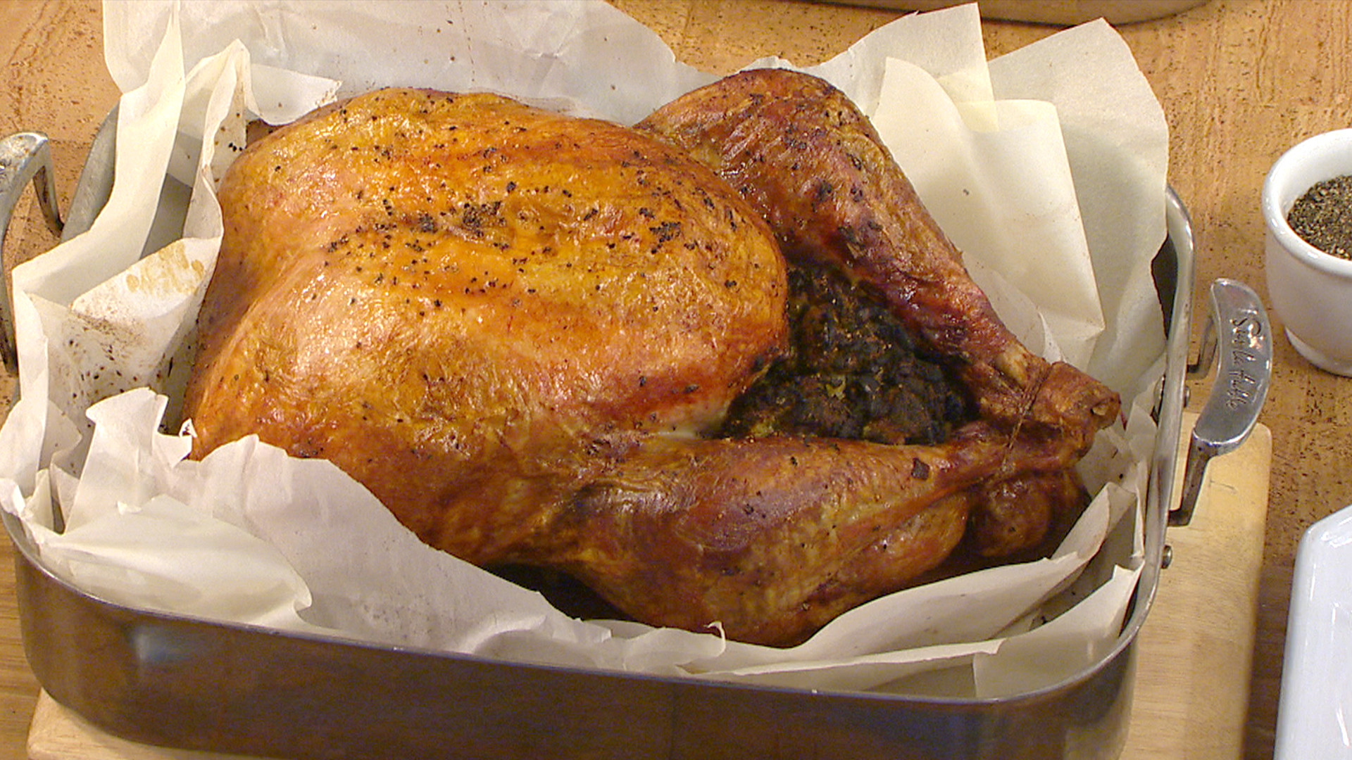 Martha Stewart Thanksgiving Turkey
 Martha Stewart shows how to roast turkey in parchment