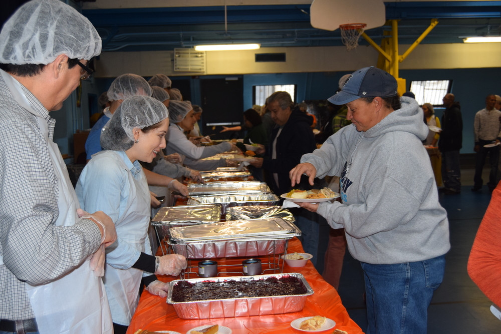 Martins Thanksgiving Dinners
 Free Thanksgiving Dinner St Martin of Tours Bronx NY