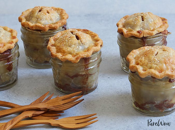 Mini Pies For Thanksgiving
 21 Mini Thanksgiving Dessert Recipes PureWow