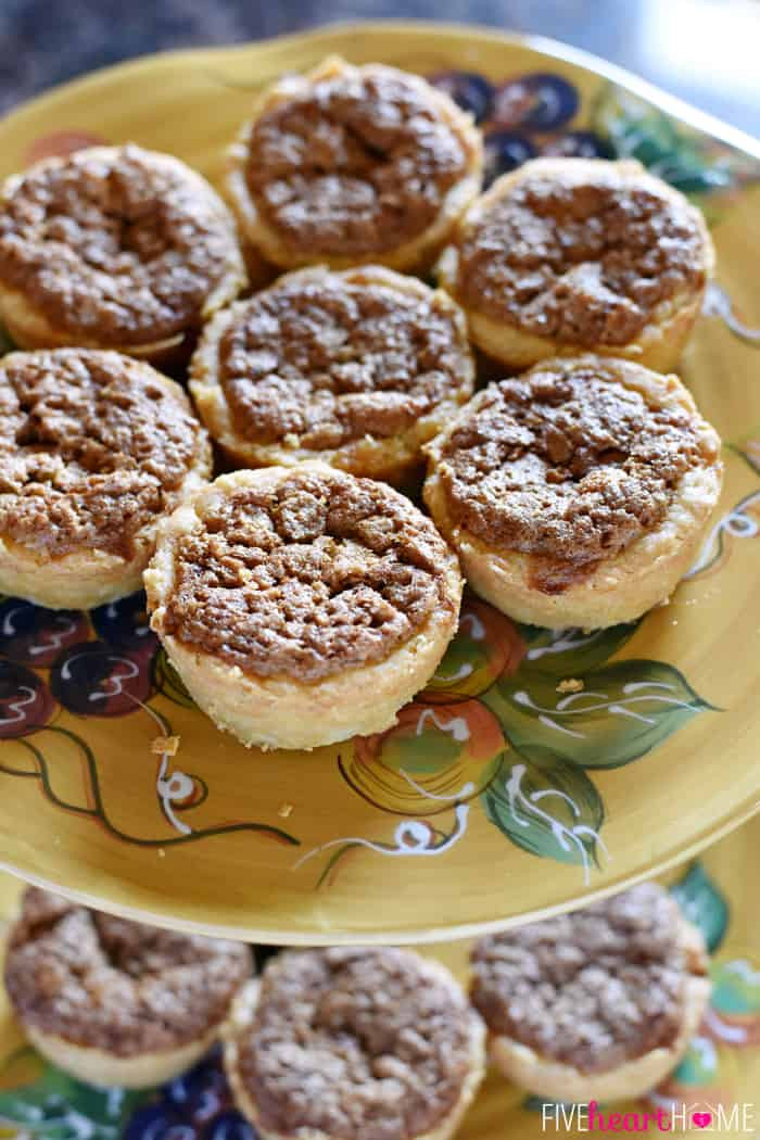 Mini Pies For Thanksgiving
 Mini Pecan Pies • FIVEheartHOME