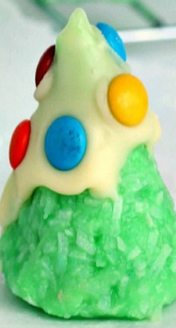 No Bake Christmas Tree Cookies
 25 best Polar Bear Party images on Pinterest