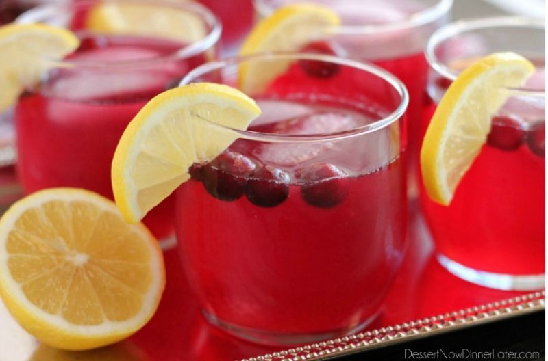 Non Alcoholic Thanksgiving Drinks
 6 non alcoholic Thanksgiving cocktails that are full of