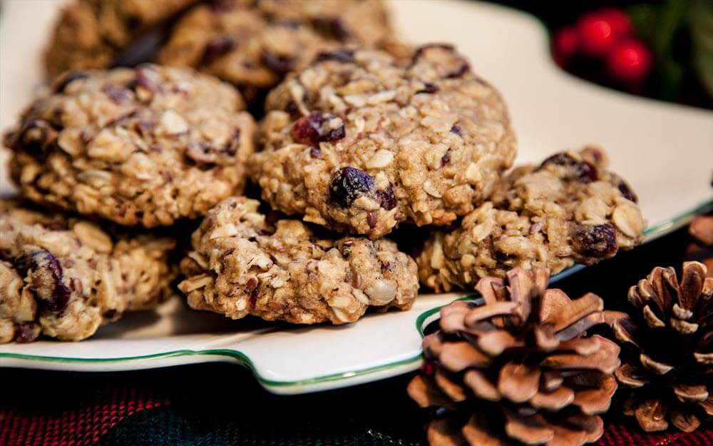 Oatmeal Christmas Cookies
 Easy Christmas Cookies Best Holiday Cookie Recipes You ll