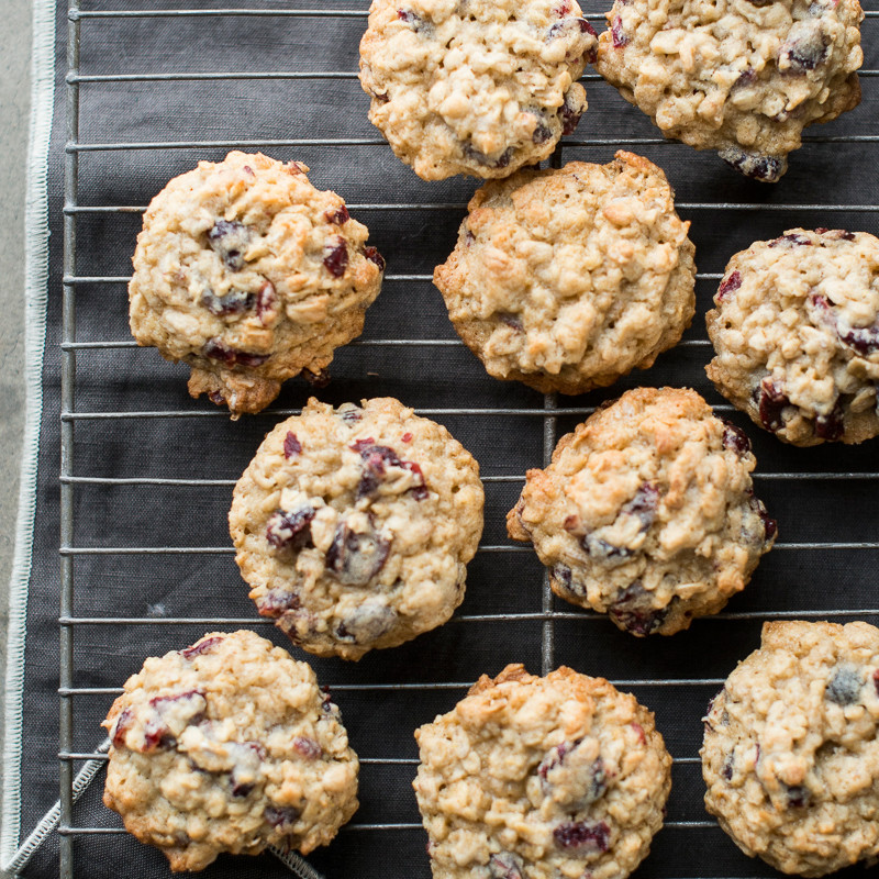 Oatmeal Christmas Cookies
 Oatmeal Cranberry Cookies Recipe Todd Porter and Diane