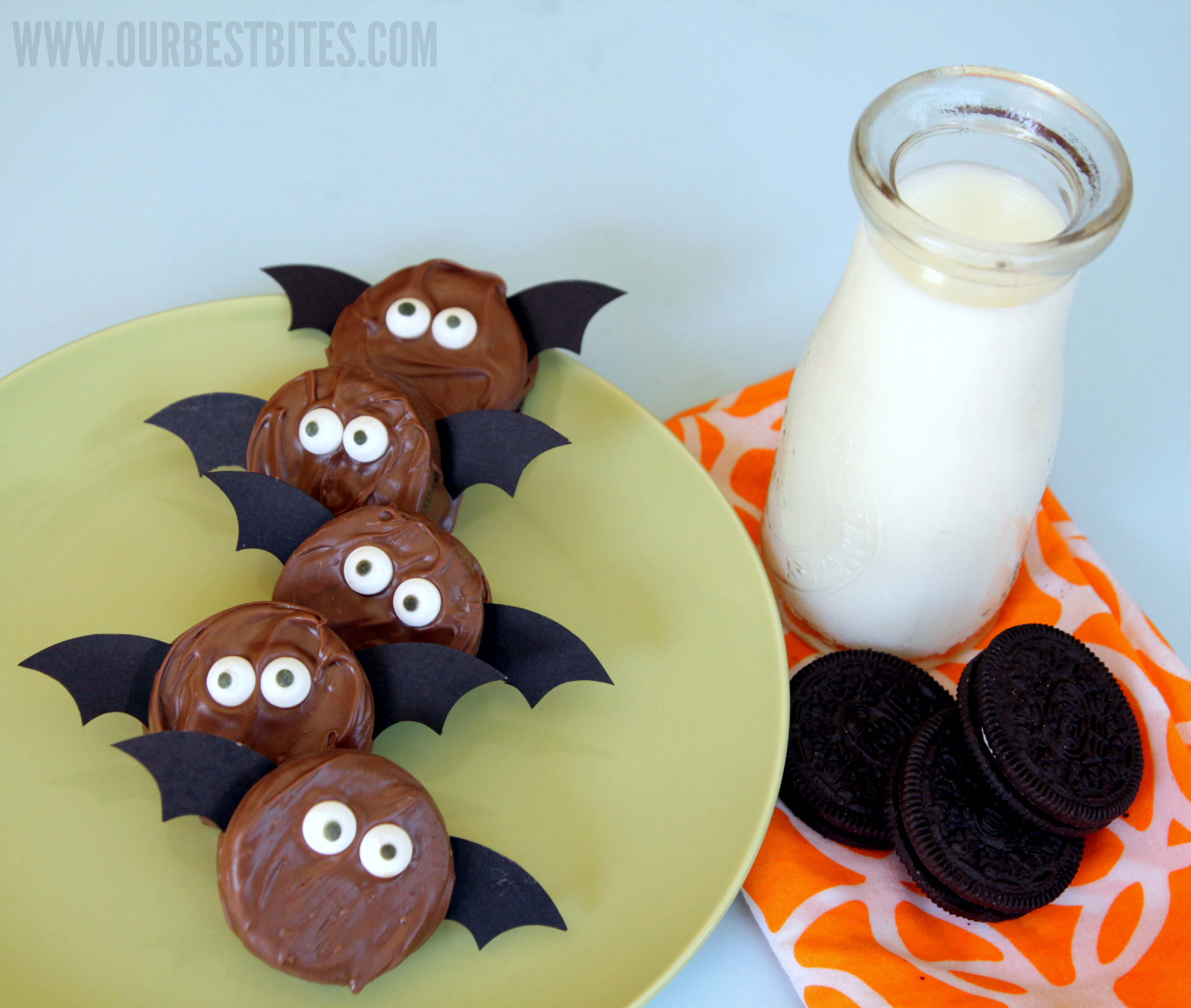 Oreo Halloween Cookies
 Not So Spooky Oreo Bats