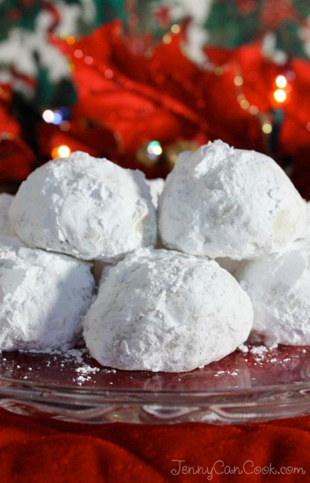 Pecan Balls Christmas Cookies
 Christmas Pecan Balls Recipe