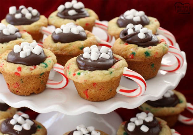 Pictures Of Christmas Desserts
 16 Adorable Christmas Desserts That Are Better Than Gifts