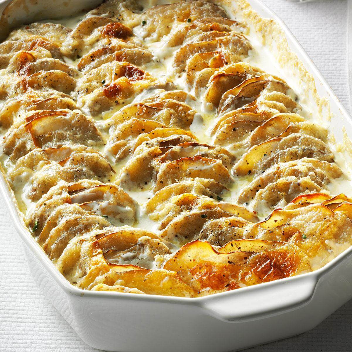 Potatoes Thanksgiving Side Dishes
 Super Simple Scalloped Potatoes Recipe