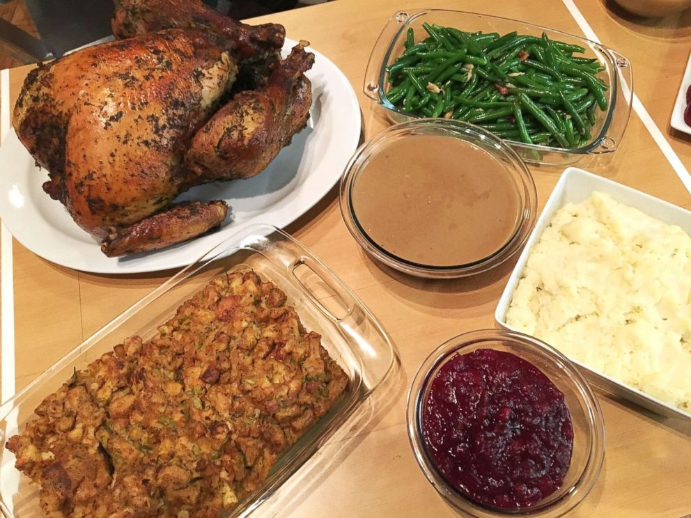 Prepared Thanksgiving Dinners
 Trying out 3 convenient meal options for Thanksgiving