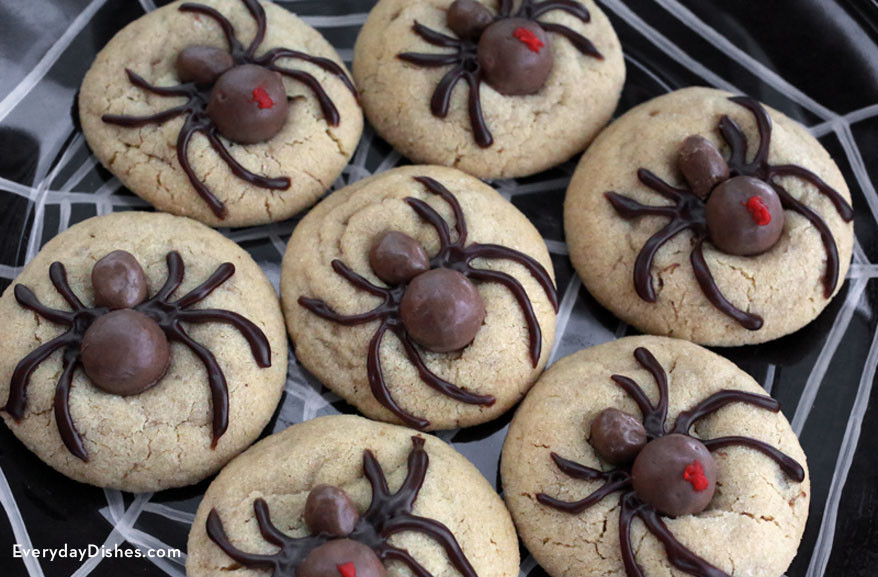 Recipe For Halloween Cookies
 Easy and Fun Halloween Spider Cookies Recipe