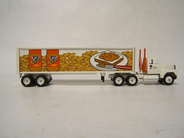 Reese'S Christmas Candy
 Winross Tractor Trailer Reese s Peanut Butter Childrens