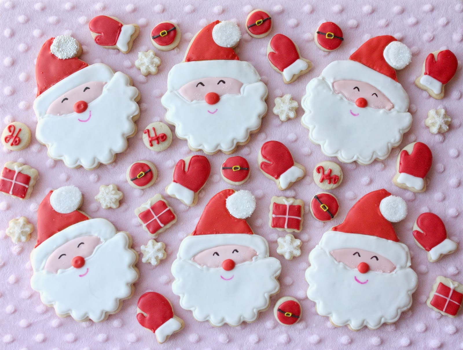 Santa Christmas Cookies
 Munchkin Munchies Smiling Santa Cookies