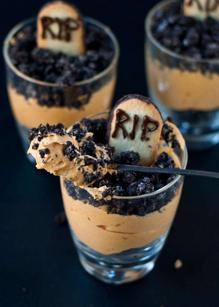 Scary Halloween Dessert
 Spooky and Sweet Treats