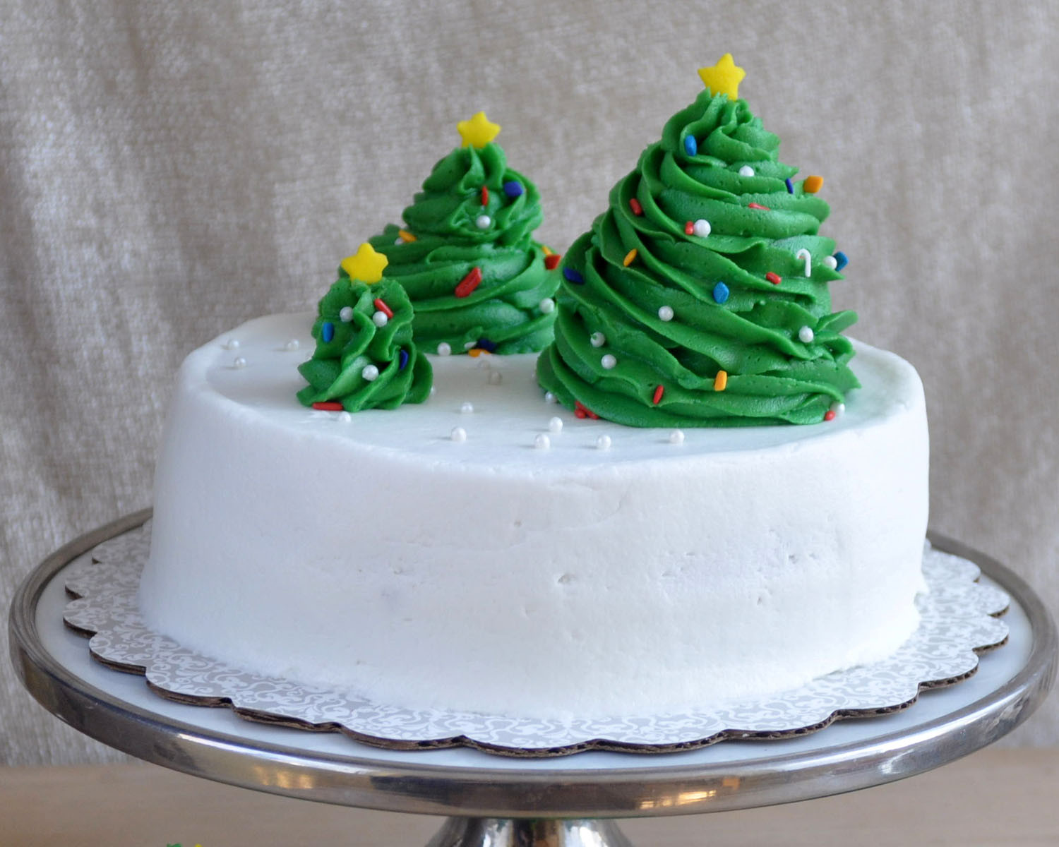 Simple Christmas Cakes
 Beki Cook s Cake Blog Simple Christmas Cake