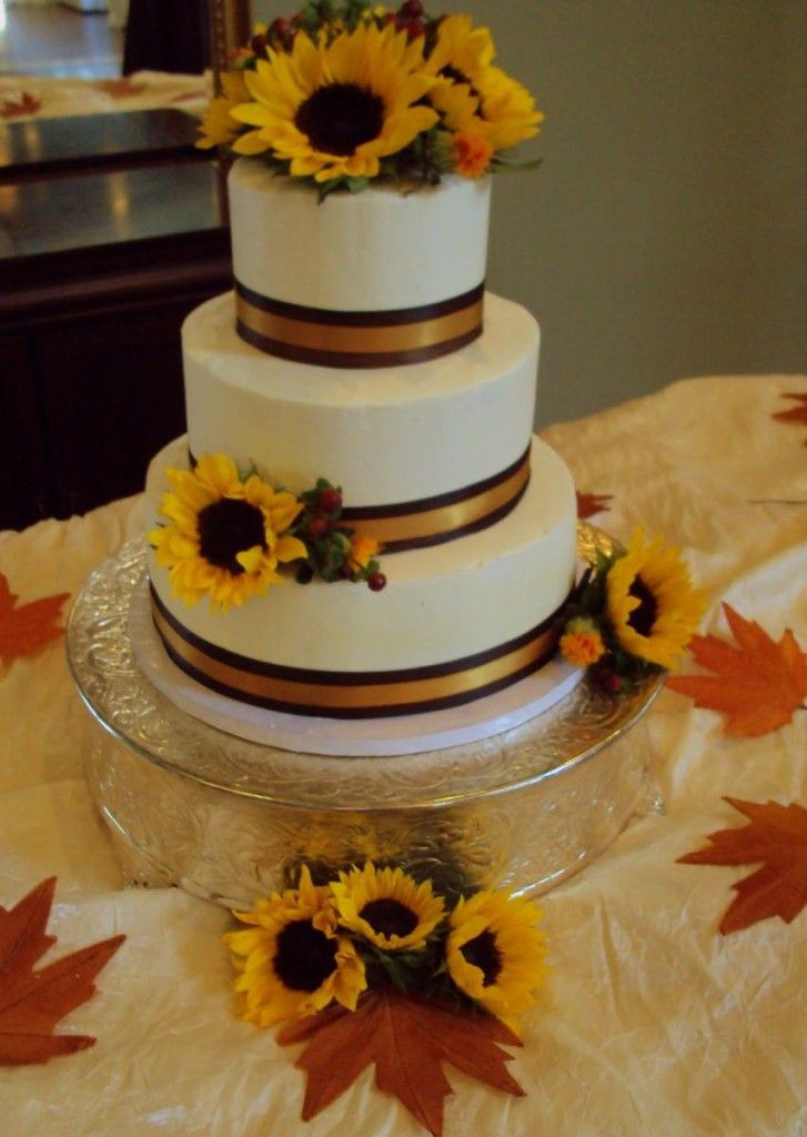 Simple Fall Wedding Cakes
 16 best fall wedding cakes images on Pinterest